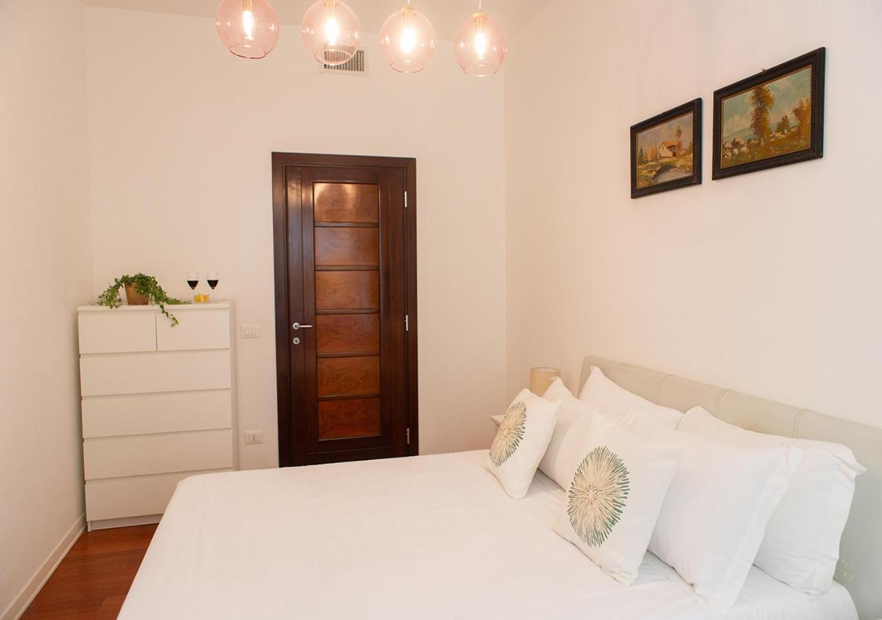 רומא Termini Alever Apartament 3 Bedrooms מראה חיצוני תמונה